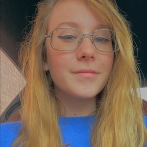 Meet your Posher, Lorelei